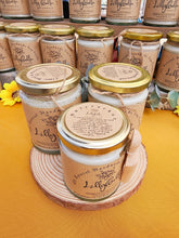 Load image into Gallery viewer, Ginger Lily &amp; Ylang - Ylang Candle - LillyBella Handcrafted
