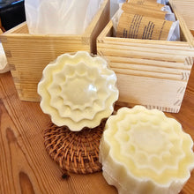 Load image into Gallery viewer, ORANGE BURST - LillyBella Handcrafted
