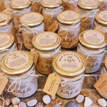 Load image into Gallery viewer, Sweet Pea Soy Wax Candle - LillyBella Limited
